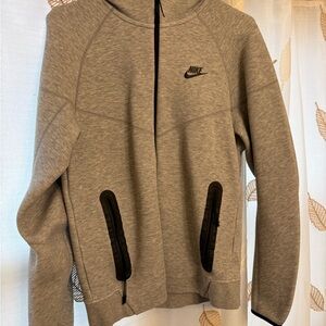 Nike Men's Gray Heather Zip-Up Jacket with Black Trim